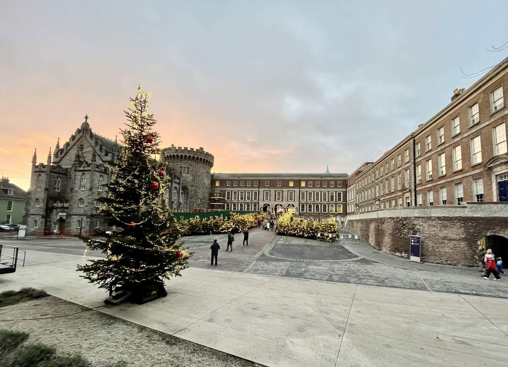 Dublin Castle Christmas Market