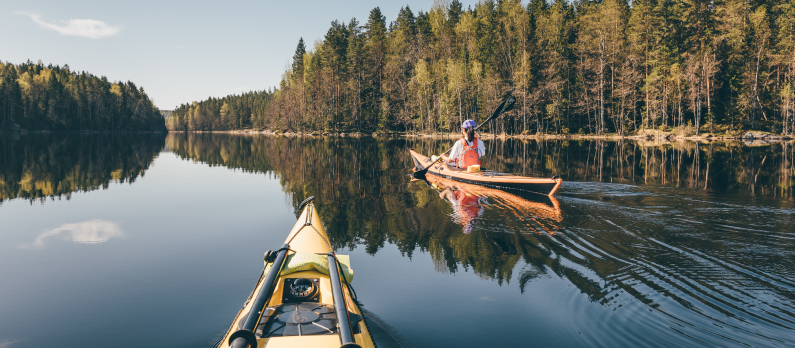 Kayaking_in_summer