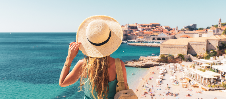 Woman_tourist_enjoying_view_of_Dubrovnik