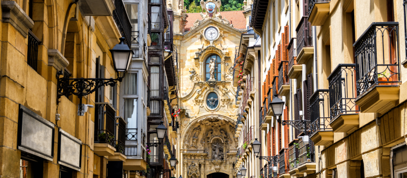 san_sebastian_old_town