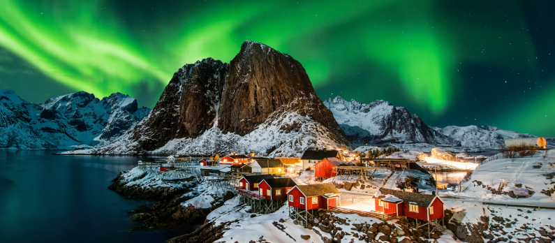 Northern Lights in Reine, Lofoten