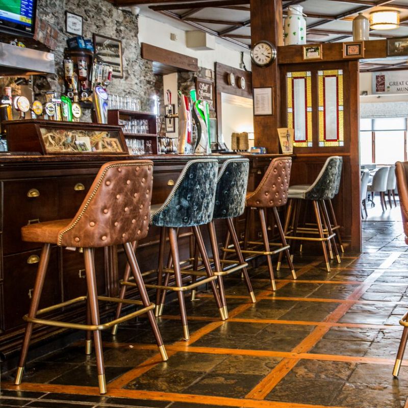 The Heights Hotel Killarney Bar