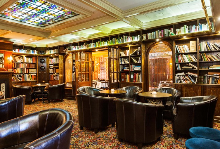 Elite Hotel Savoy Bibliotek