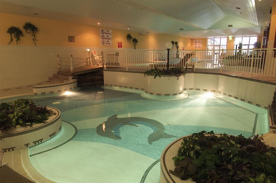 Dingle Skellig Hotel swimming pool