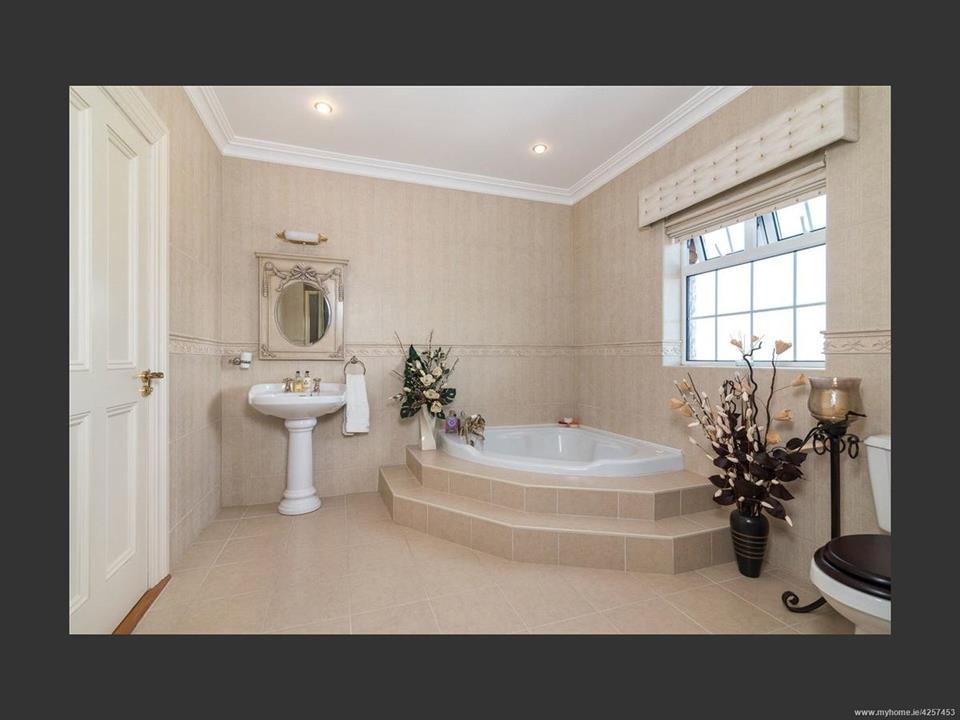 Woodfield House Bathroom