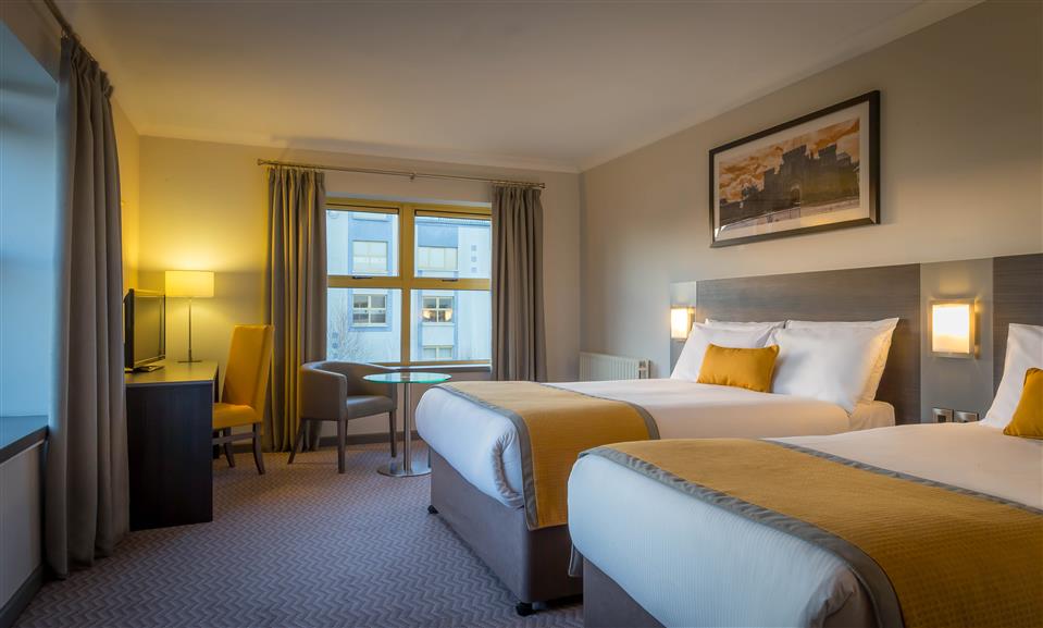 Maldron Hotel Wexford Bedroom