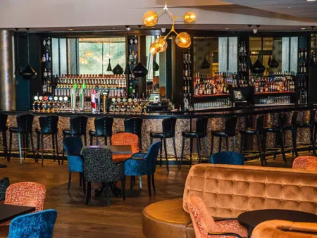 Bar 1