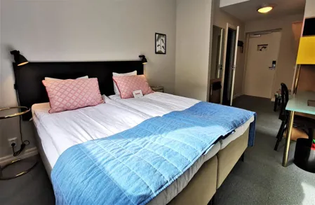 2Home Hotel Gävle Hotellrum