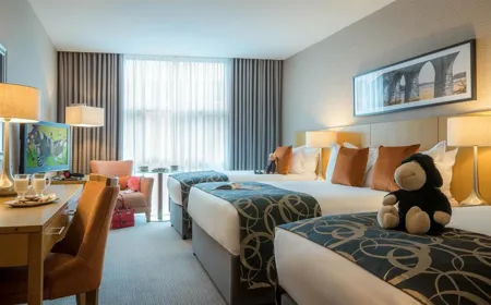 Clayton Hotel Leopardstown Family Room
