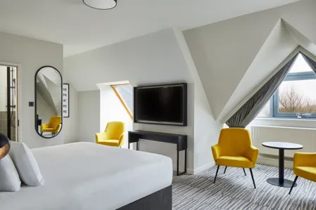 Leonardo Hotel Christchurch Bedroom