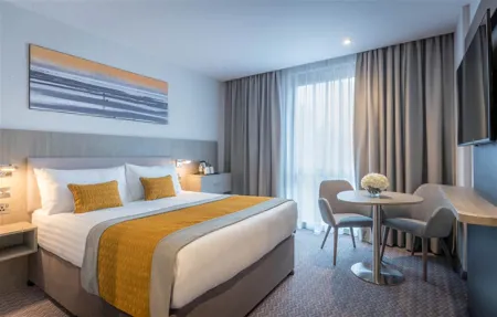 Maldron Hotel Parnell Square Bedroom
