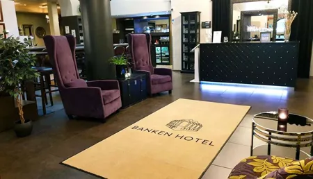 Banken Hotel Entré