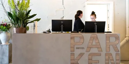Thon Hotel Parken Reception