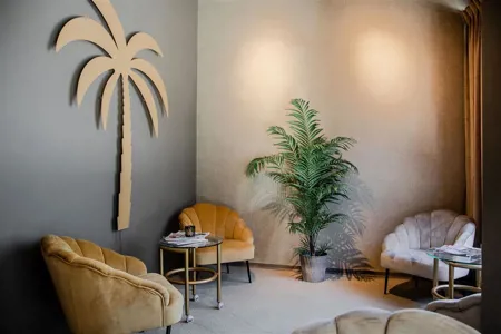 Palm Tree Hotel Lounge
