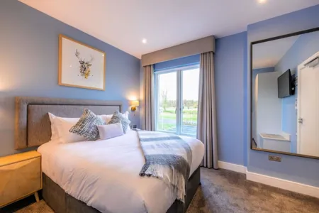 Standard Guestroom 2