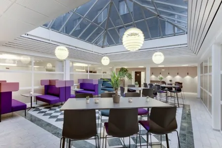 Lounge og arbejdsområde