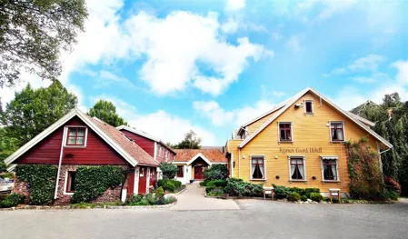 Kronen Gaard Hotell Exterior
