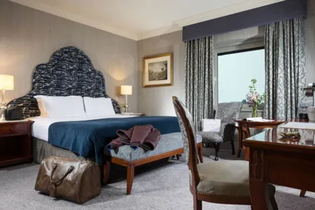 The Heritage Hotel Superior Bedroom