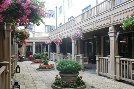 Talbot Hotel Stillorgan Terrace Area