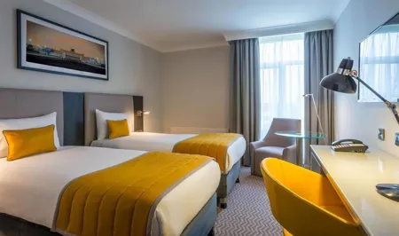 Maldron Hotel Tallaght Bedroom