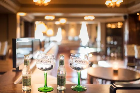Jacksons Hotel Bar