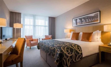 Clayton Hotel Cardiff Lane Bedroom