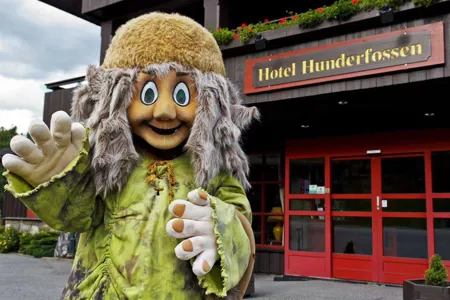 Hunderfossen Hotell & Resort Entré