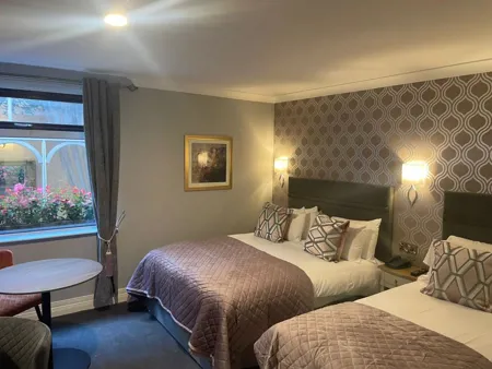 ardboyne hotel bedroom