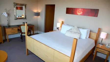 Green Isle Hotel Bedroom