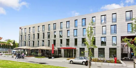 Thon Hotel Ullevaal Stadion Fasad