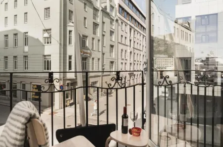 Heimen Hotel balcony 