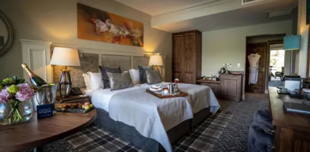 The Lakeside Hotel & Leisure Centre Waterfront Room