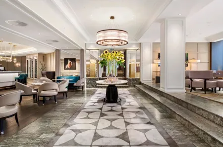 Hotel Continental Lobby