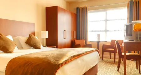 Maldron Hotel Limerick Bedroom