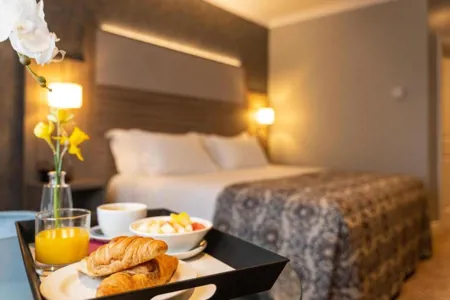 Dunsilly Hotel Bedroom