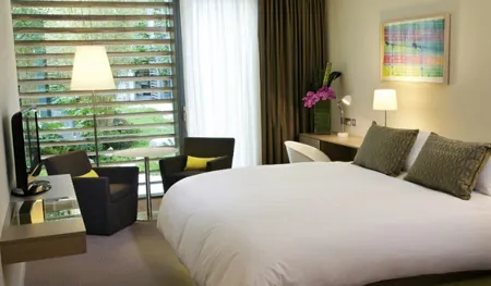 The Gibson Hotel Bedroom