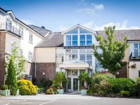 Ashdown Park Hotel Exterior