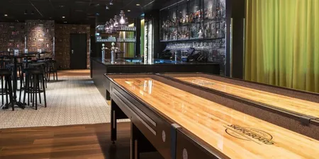 Thon Hotel Oslo Airport Shuffleboard