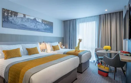 Maldron Hotel South Mall Family Room