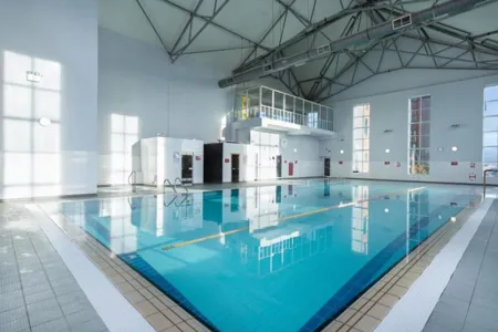 Maldron Hotel Galway Swimming pool