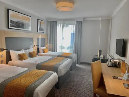 Maldron Hotel Newlands Cross Family Room