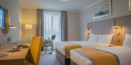 Maldron Hotel Tallaght Bedroom