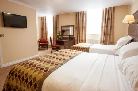 Adair Arms Hotel Bedroom