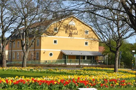 Maude's Hotel Enskede Stockholm Fasad
