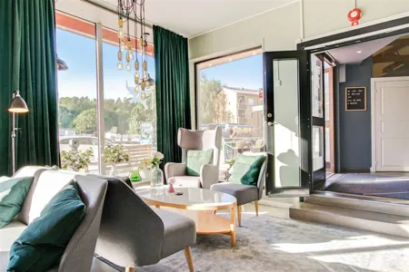 First Hotel Brommaplan Lobby