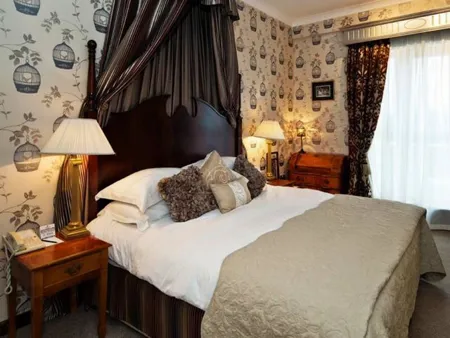 Fitzpatrick Hotel Bedroom