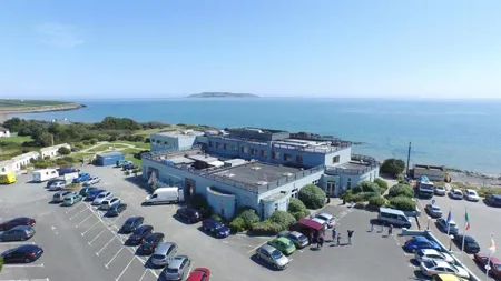 Shoreline Hotel - Exterior