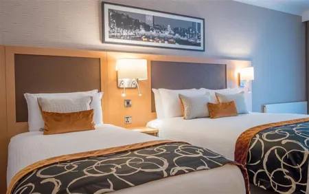 Clayton Hotel Cork City Bedroom