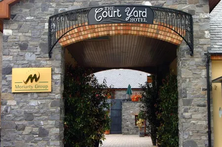 Court Yard Hotel Grounds