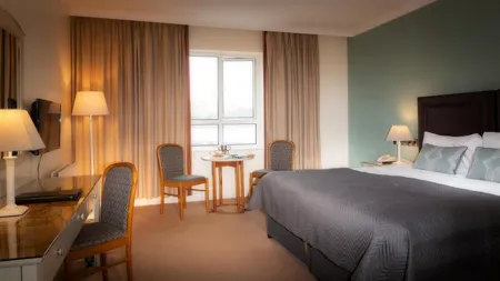 Celtic Ross Hotel Bedroom